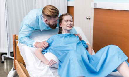 Perbedaan Lahir Normal Dan Caesar: Panduan Untuk Calon Ibu