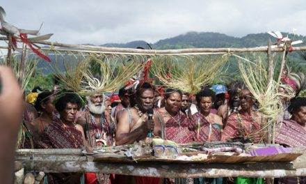 Suku Papua Dan Upacara Adat: Warisan Yang Tetap Terjaga