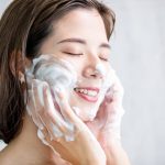 Manfaat Double Cleansing Bagi Kesehatan Kulit Wajah