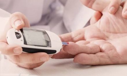 Konsumsi Gula Dengan Risiko Diabetes Pada Masyarakat Modern