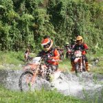 Menjelajah Medan Menantang dengan Motor Trail Di Alam