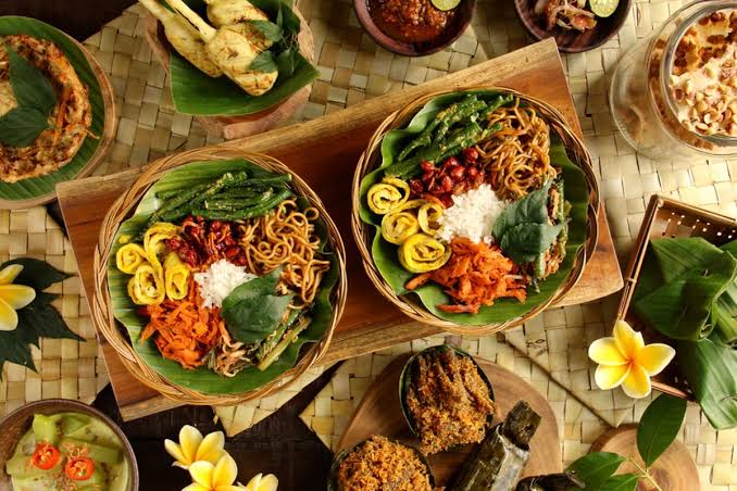 Menjaga Makanan Tradisional Tetap Dikenal Generasi Muda